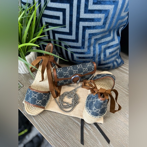 AUTHENTIC  GUCCI JUTE  DESIGNER WEDGE  ESPADRILLE - Picture 3 of 8